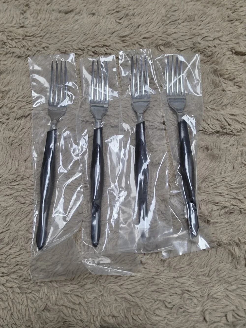 Cutco Lot Of 4 Brand New Dinner Forks Flatware, Dark Brown, Contour Handles